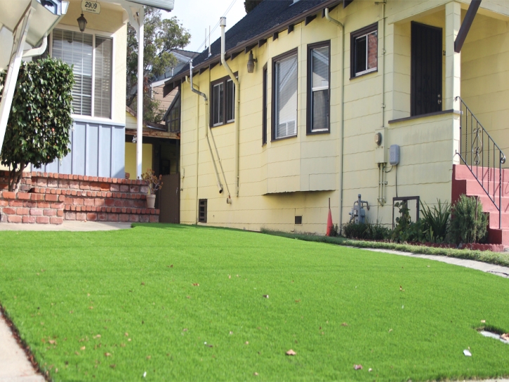 Green Lawn Central, Arizona Backyard Playground, Front Yard Ideas